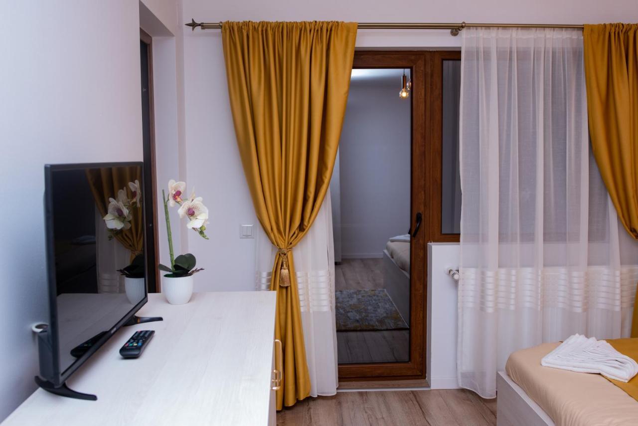 Casuta Doi Ponei Βίλα Buşteni Εξωτερικό φωτογραφία